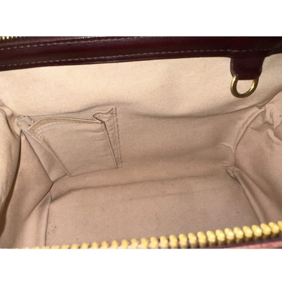 Louis Vuitton with matching Wallet - Picture 9 of 12